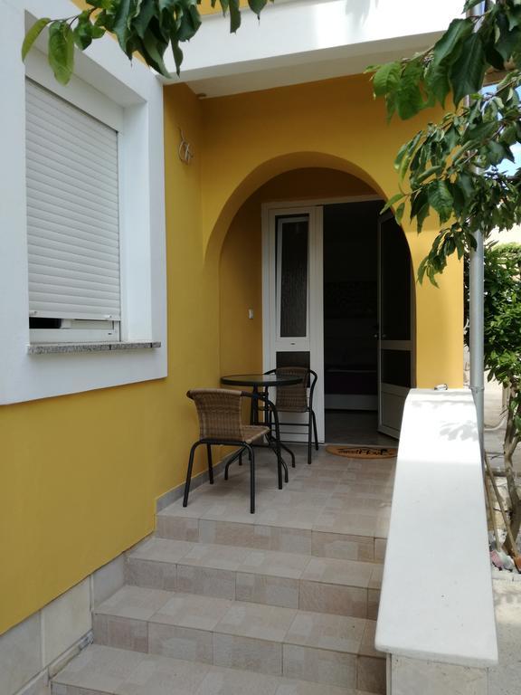 Apartments Lili Zadar Buitenkant foto