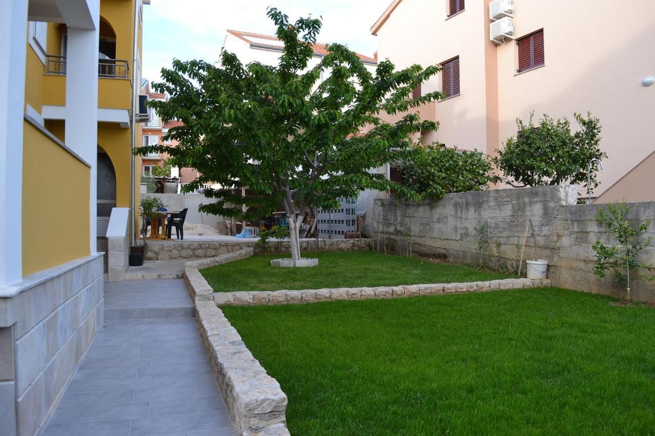 Apartments Lili Zadar Buitenkant foto
